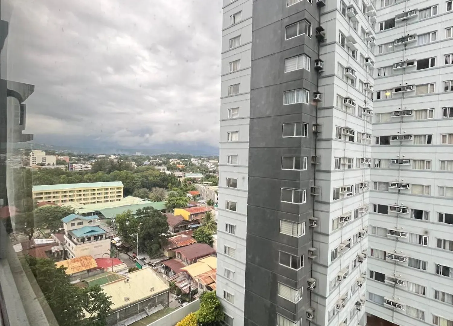 Avida Towers Near Marco Polo And Roxas Market Davao City